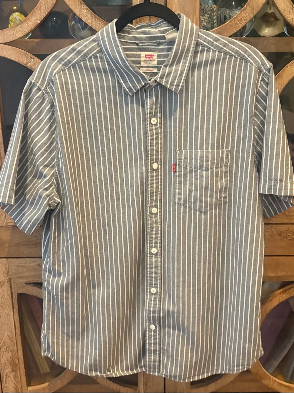 Levi's Men's Grey and White Vertical Stripe Short Sleeve Button-Down Shirt
